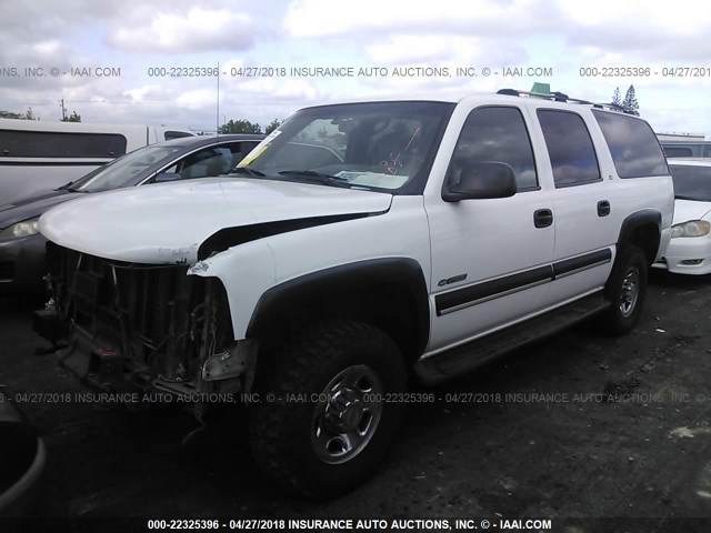 3GNGK26U7YG226453 - 2000 CHEVROLET SUBURBAN K2500 WHITE photo 2