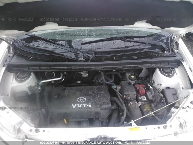 JTLKT324650209921 - 2005 TOYOTA SCION XB WHITE photo 10