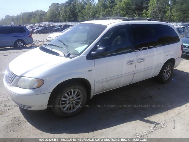 2C4GP74L92R717531 - 2002 CHRYSLER TOWN & COUNTRY EX WHITE photo 2