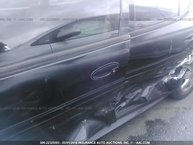 2G2WP582861190320 - 2006 PONTIAC GRAND PRIX BLACK photo 6