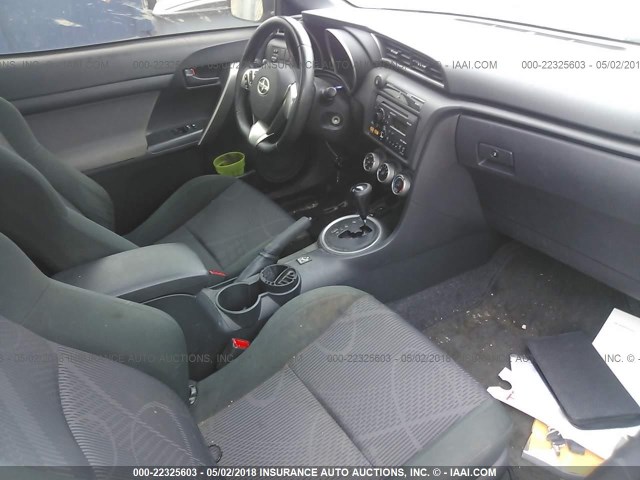 JTKJF5C76D3046633 - 2013 TOYOTA SCION TC 白色 照片 5