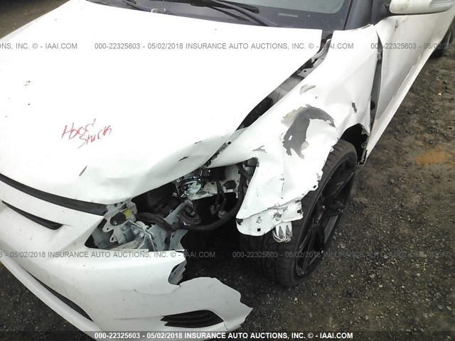 JTKJF5C76D3046633 - 2013 TOYOTA SCION TC 白色 照片 6
