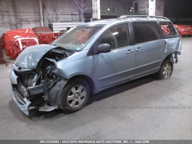 5TDZA23C16S555809 - 2006 TOYOTA SIENNA CE/LE Pewter photo 2