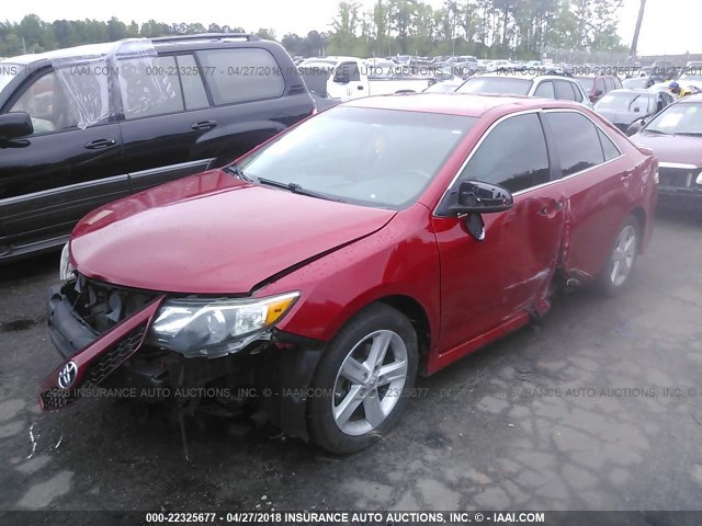 4T1BF1FK9CU548089 - 2012 TOYOTA CAMRY SE/LE/XLE RED photo 2