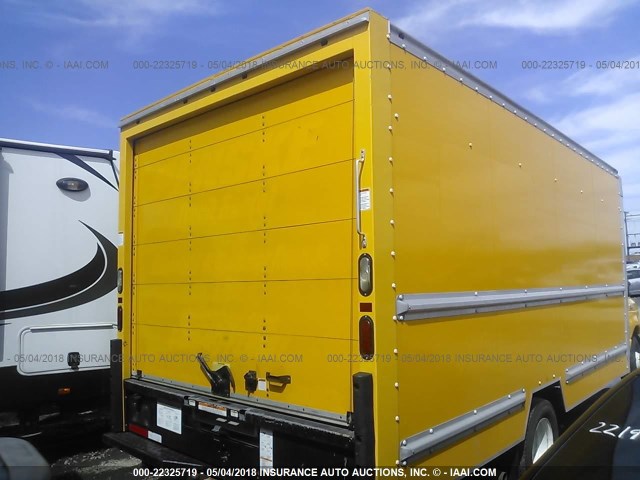 1FDWE3FS5EDA61863 - 2014 FORD ECONOLINE E350 SUPER DUTY CTWAY VAN YELLOW photo 4