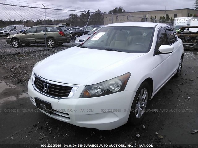 1HGCP26418A153458 - 2008 HONDA ACCORD LXP WHITE photo 2