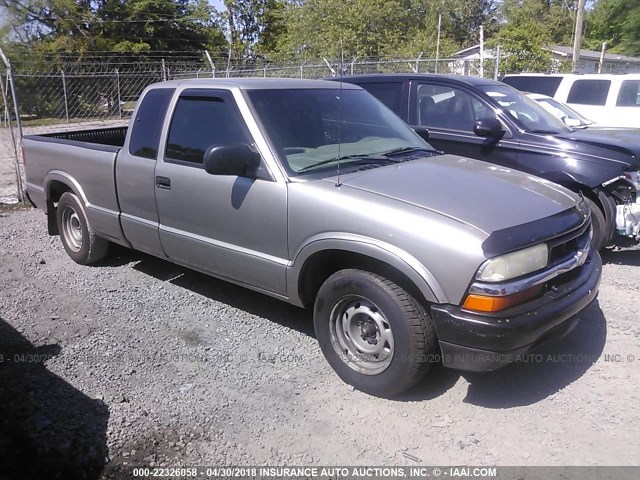 1GCCS19X638231083 - 2003 CHEVROLET S TRUCK S10 GRAY photo 1