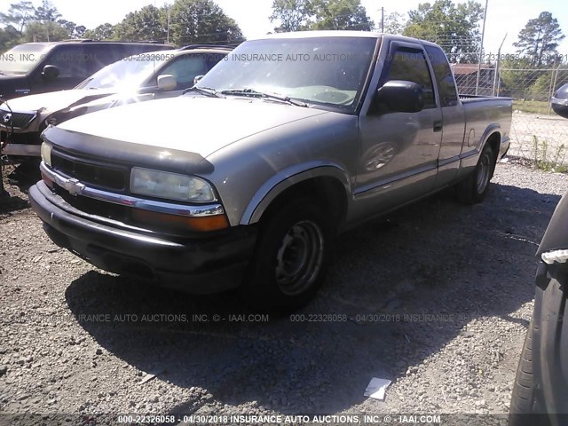 1GCCS19X638231083 - 2003 CHEVROLET S TRUCK S10 GRAY photo 2