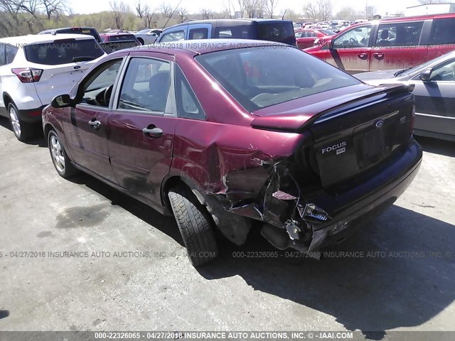 1FAFP34N07W242782 - 2007 FORD FOCUS ZX4/S/SE/SES RED photo 3