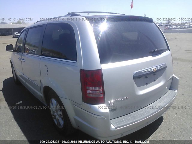 2A8HR64X49R514027 - 2009 CHRYSLER TOWN & COUNTRY LIMITED SILVER photo 3