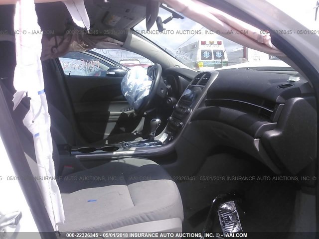 1G11A5SA9DF178036 - 2013 CHEVROLET MALIBU LS 白色 照片 5