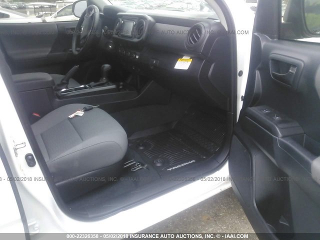 5TFCZ5AN0JX127074 - 2018 TOYOTA TACOMA DBL CAB/SR/TRDSPT/OR/PRO Ağ foto 5