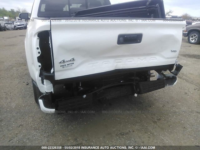 5TFCZ5AN0JX127074 - 2018 TOYOTA TACOMA DBL CAB/SR/TRDSPT/OR/PRO WHITE photo 6