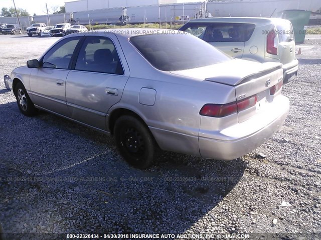 4T1BG22K8VU125578 - 1997 TOYOTA CAMRY CE/LE/XLE BEIGE photo 3