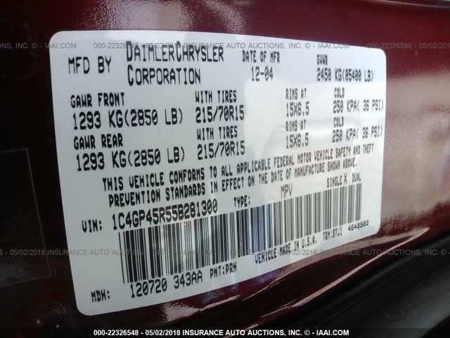 1C4GP45R55B281300 - 2005 CHRYSLER TOWN & COUNTRY  RED photo 9