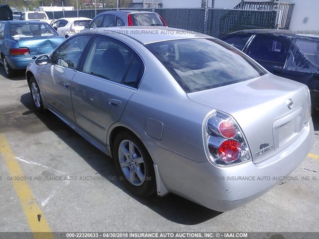 1N4AL11D55C284420 - 2005 NISSAN ALTIMA S/SL SILVER photo 3