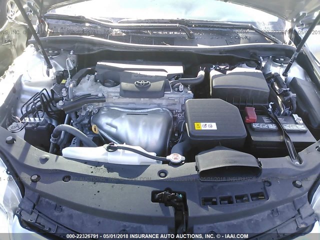 4T1BF1FK7HU330725 - 2017 TOYOTA CAMRY LE/XLE/SE/XSE GRAY photo 10