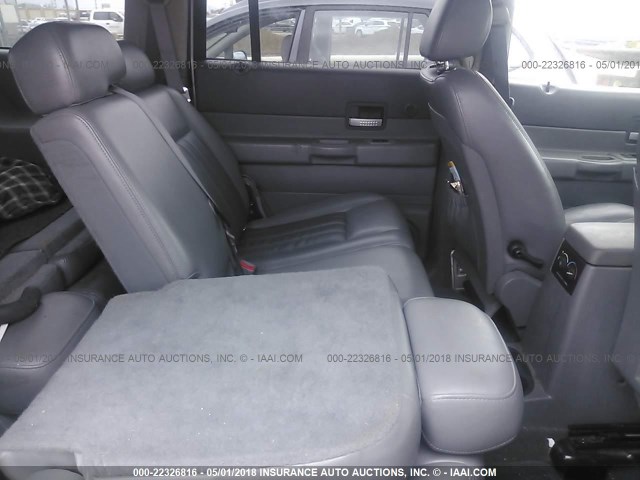 1D8HD58D64F176079 - 2004 DODGE DURANGO LIMITED SILVER photo 8