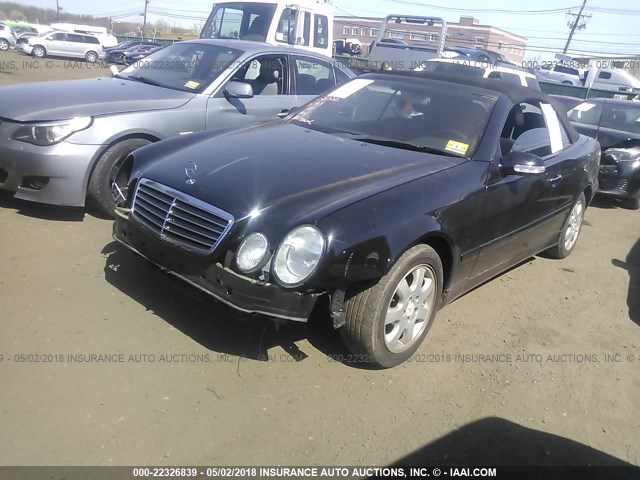 WDBLK65G21T065379 - 2001 MERCEDES-BENZ CLK 320 BLACK photo 2