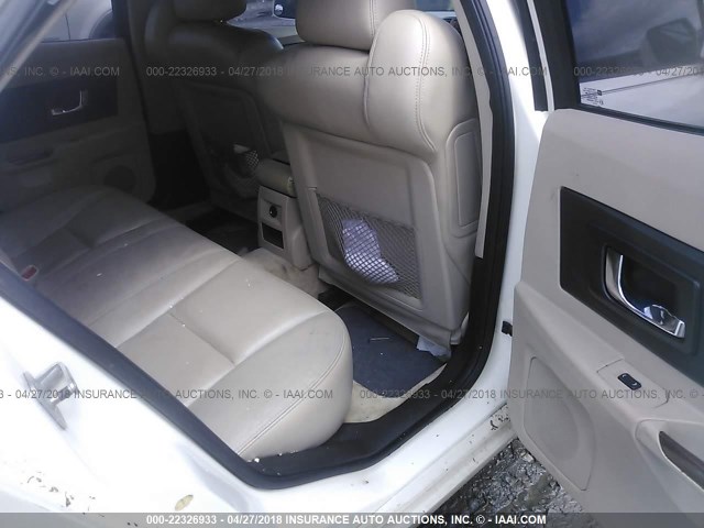 1G6DM577140189210 - 2004 CADILLAC CTS WHITE photo 8