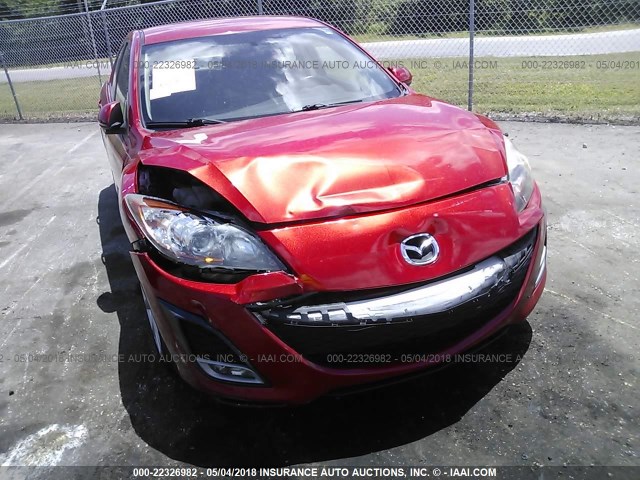 JM1BL1U52B1389619 - 2011 MAZDA 3 S RED photo 6