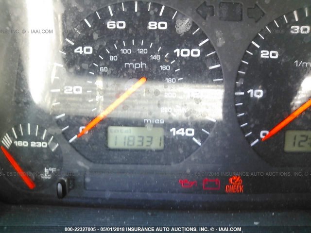 3VWDC21V72M814044 - 2002 VOLKSWAGEN CABRIO GLX 绿色 照片 7