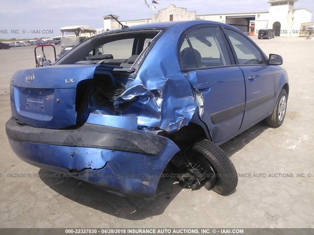 KNADE123386324839 - 2008 KIA RIO LX/SX BLUE photo 4