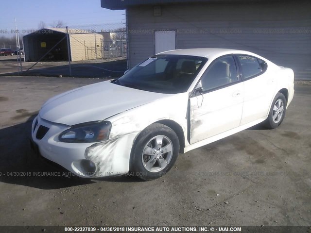 2G2WP552481172890 - 2008 PONTIAC GRAND PRIX WHITE photo 2