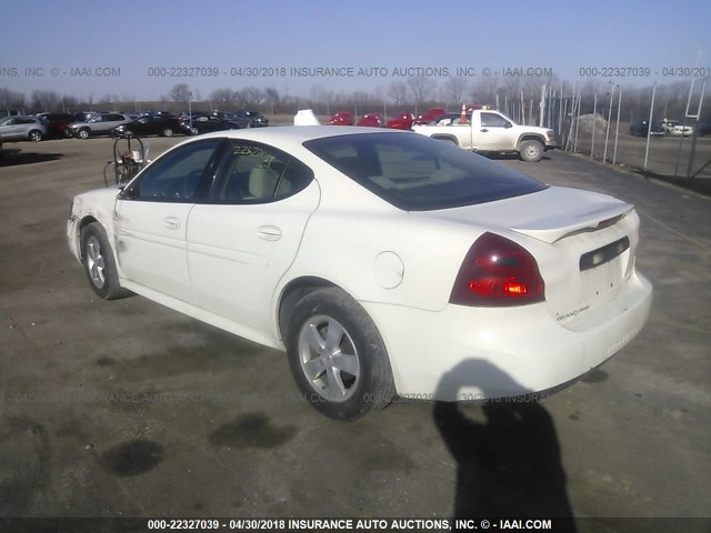2G2WP552481172890 - 2008 PONTIAC GRAND PRIX WHITE photo 3