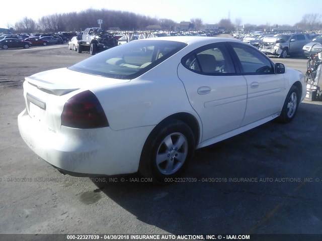 2G2WP552481172890 - 2008 PONTIAC GRAND PRIX WHITE photo 4