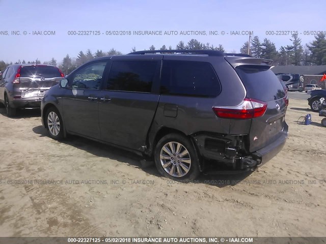 5TDDZ3DC8HS175165 - 2017 TOYOTA SIENNA XLE/LIMITED GRAY photo 3