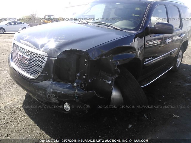 1GKFK63897J306017 - 2007 GMC YUKON DENALI BLACK photo 6