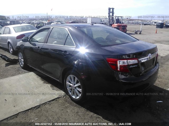 4T4BF1FK0ER364197 - 2014 TOYOTA CAMRY L/SE/LE/XLE შავი ფოტო 3