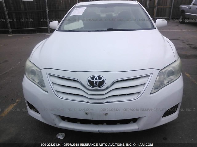 4T1BK3EK0AU607021 - 2010 TOYOTA CAMRY SE/LE/XLE 白色 照片 6