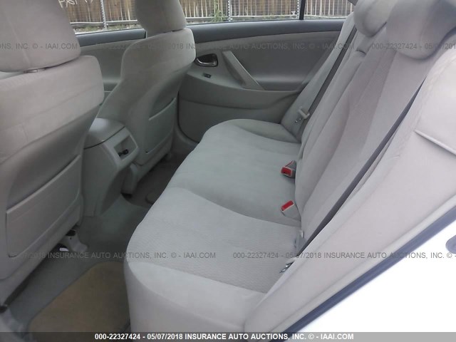 4T1BK3EK0AU607021 - 2010 TOYOTA CAMRY SE/LE/XLE 白色 照片 8