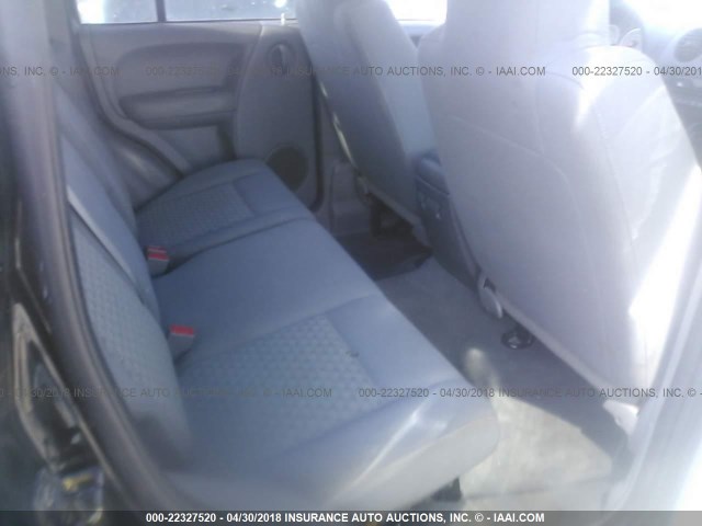 1J4GL48K05W636936 - 2005 JEEP LIBERTY SPORT 黑色 照片 8