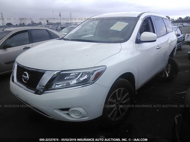 5N1AR2MN3EC724228 - 2014 NISSAN PATHFINDER S/SV/SL/PLATINUM WHITE photo 2