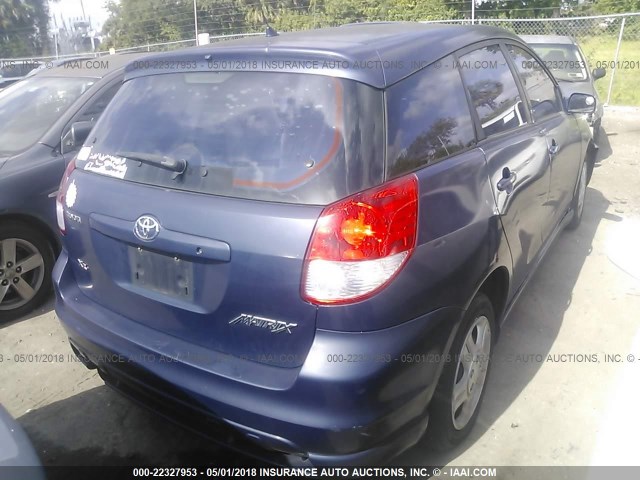 2T1KR32E03C064140 - 2003 TOYOTA COROLLA MATRIX XR BLUE photo 4