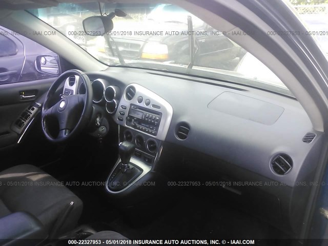 2T1KR32E03C064140 - 2003 TOYOTA COROLLA MATRIX XR BLUE photo 5