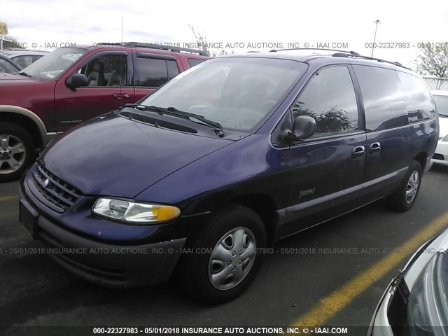 1P4GP44G4WB560105 - 1998 PLYMOUTH GRAND VOYAGER SE/EXPRESSO BLUE photo 2