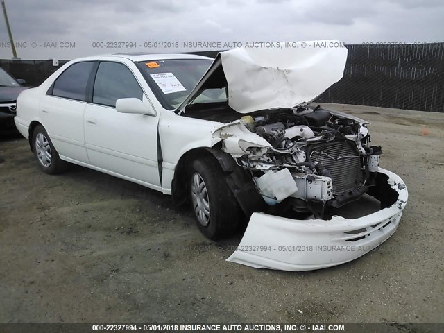 4T1BG28K51U839329 - 2001 TOYOTA CAMRY CE/LE/XLE 白色 照片 1