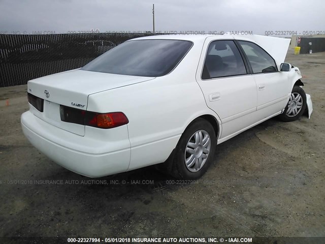 4T1BG28K51U839329 - 2001 TOYOTA CAMRY CE/LE/XLE 白色 照片 4
