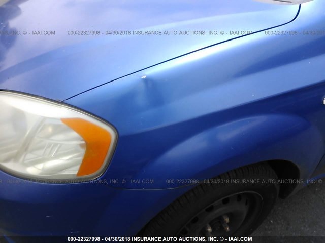 KL1TD56638B005954 - 2008 CHEVROLET AVEO LS BLUE photo 6
