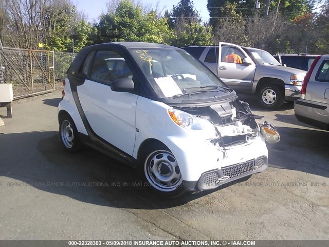 WMEEJ3BA6DK679617 - 2013 SMART FORTWO PURE/PASSION WHITE photo 1