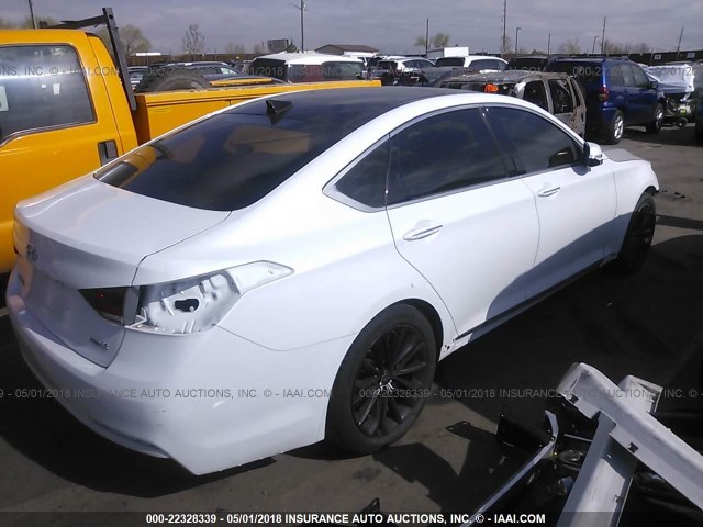 KMHGN4JE3GU137272 - 2016 HYUNDAI GENESIS 3.8L WHITE photo 4