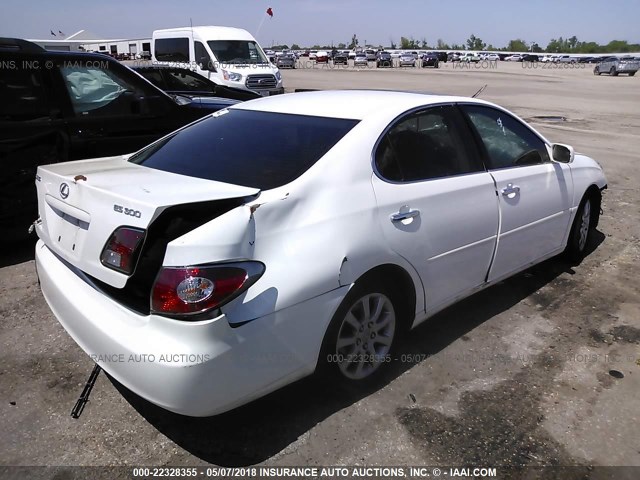 JTHBF30G225037027 - 2002 LEXUS ES 300 WHITE photo 4