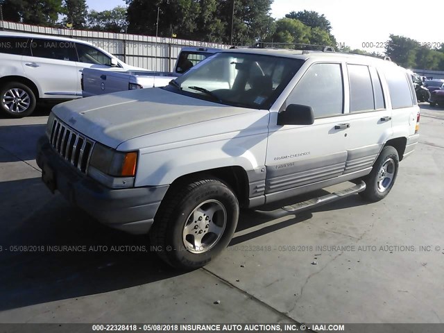 1J4FX58S0TC336933 - 1996 JEEP GRAND CHEROKEE LAREDO WHITE photo 2