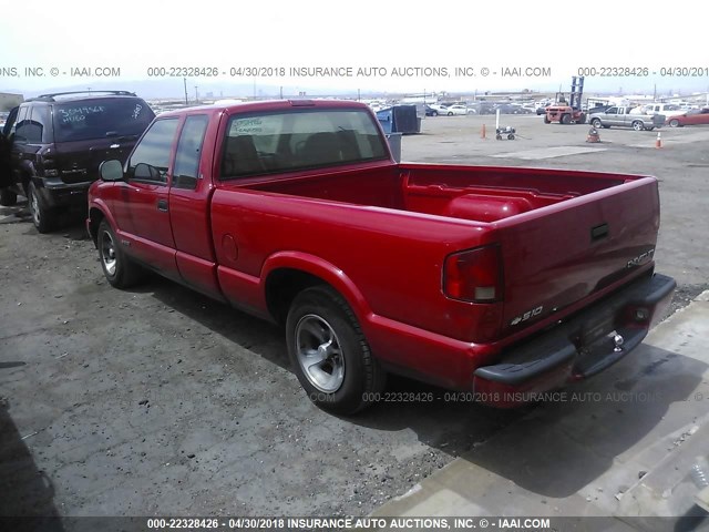 1GCCS1948W8180390 - 1998 CHEVROLET S TRUCK S10 RED photo 3