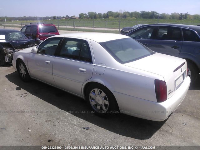 1G6KF54911U148944 - 2001 CADILLAC DEVILLE DTS WHITE photo 3