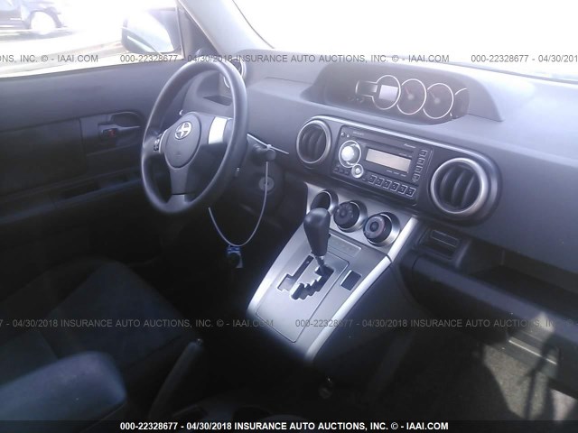 JTLZE4FE5B1123362 - 2011 TOYOTA SCION XB SILVER photo 5